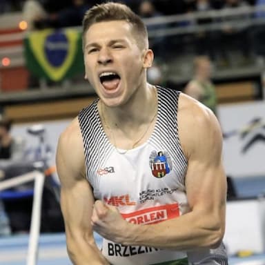 Adrian Brzeziński 1