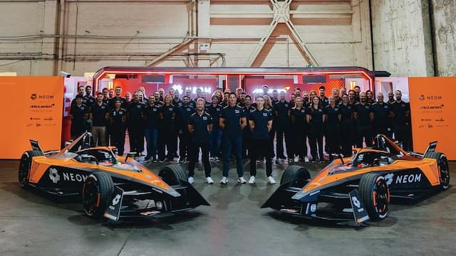 Neom McLaren Formula E Team artwork 5